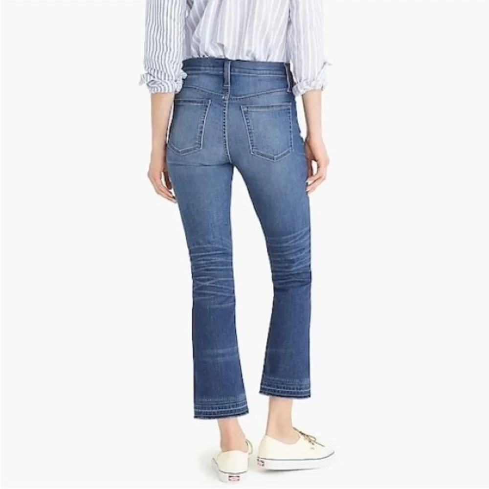 J. CREW Billie Demi Boot Crop Jeans in Warm Indigo Distressed Plus Size 32
